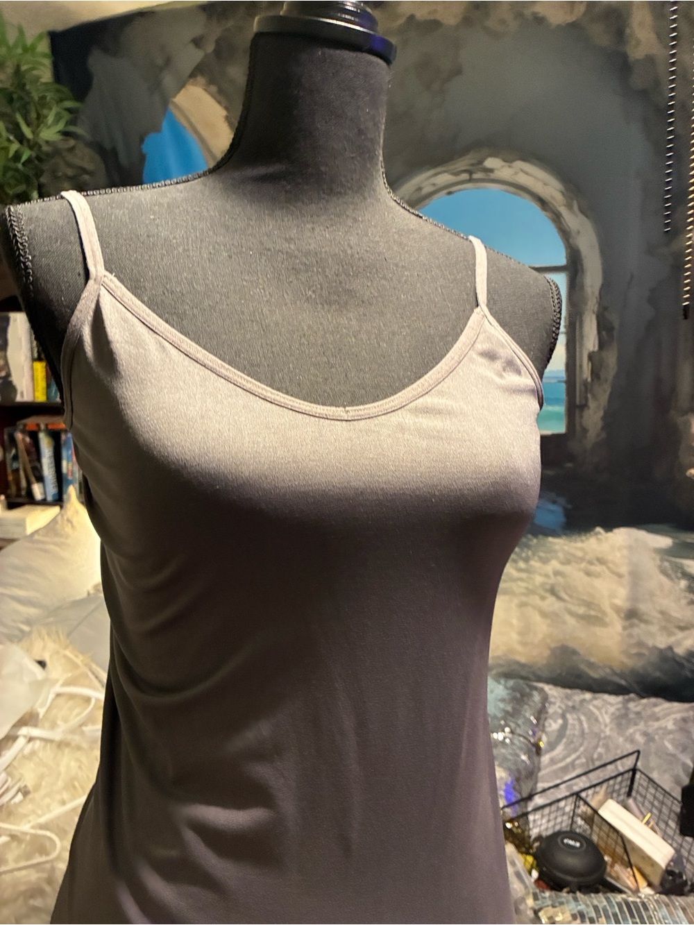 #343-(S)SO CAMI with adjustable spaghetti straps form holding